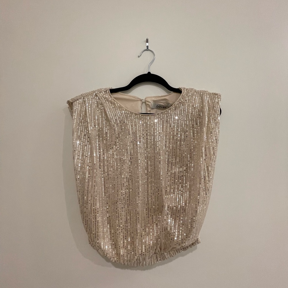 Sparkly, padded shoulder, top, gold, comfy